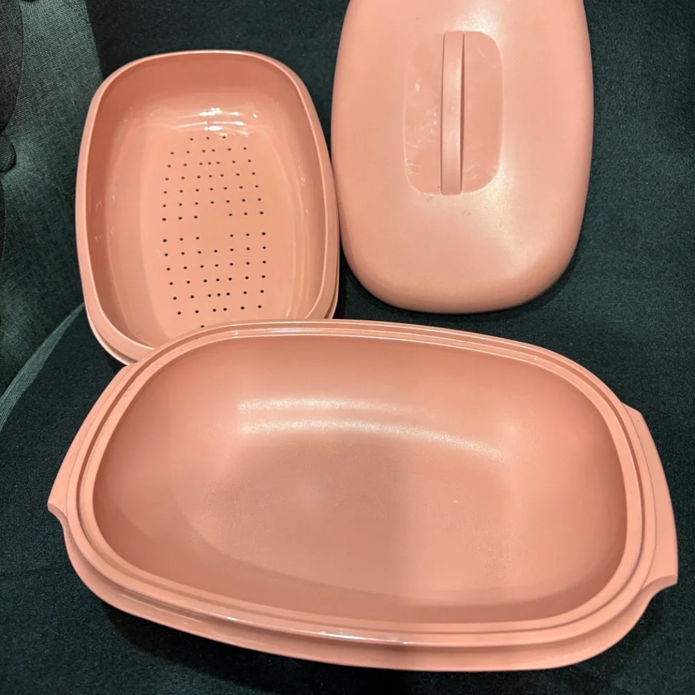 TUPPERWARE 3 Piece Oval Plastic Microwave 6 Cup Streamer Serve & Store #1273-6
